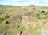 Molinos hidr&aacute;ulicos en el r&iacute;o Agudo